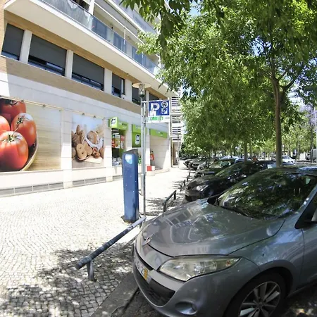 Parque Nacoes Prime 6 Apartment *